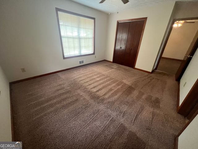 982 Locust Drive NE, Conyers, GA 30012