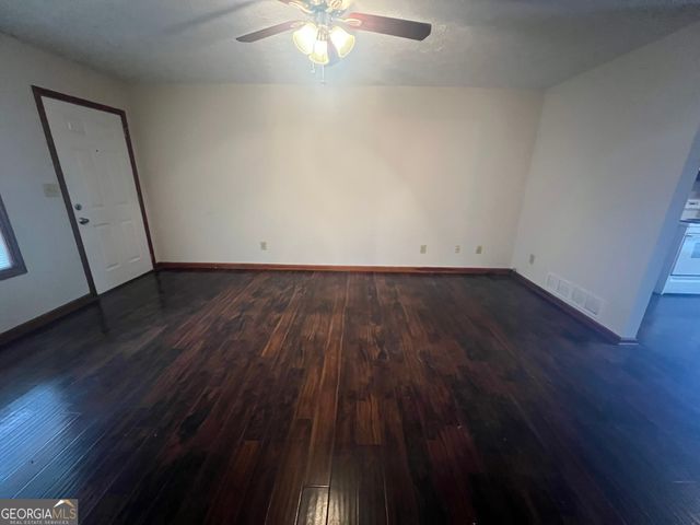 982 Locust Drive NE, Conyers, GA 30012