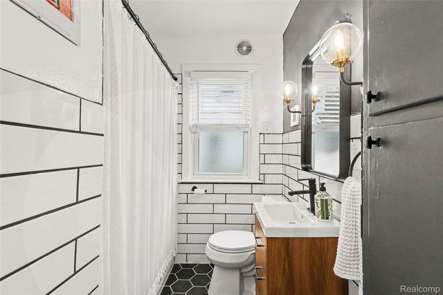 514 Allen Street, Ferndale, MI 48220