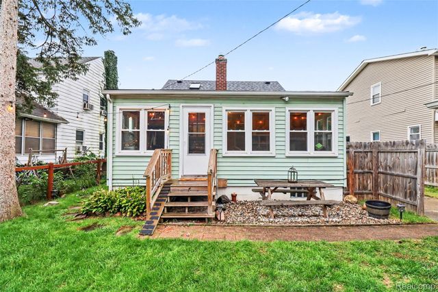 514 Allen Street, Ferndale, MI 48220