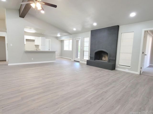 13711 Briarmeadow St, San Antonio, TX 78217