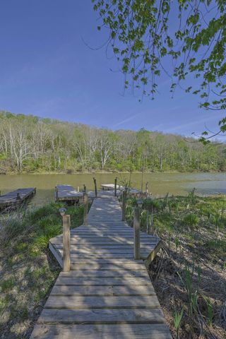 287 Locust Creek, Foster, KY 41043