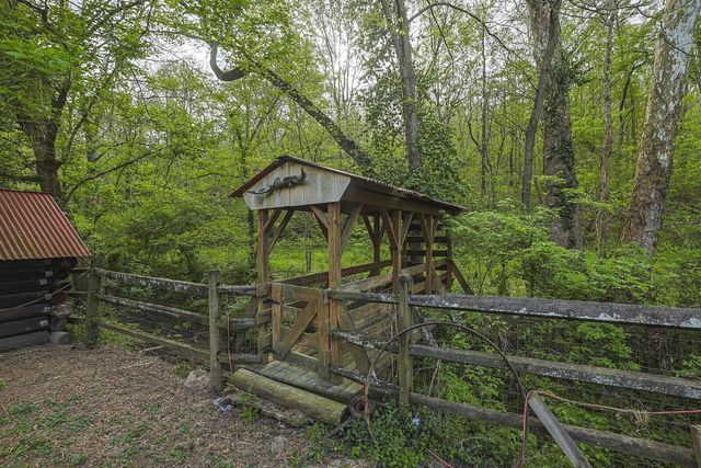 287 Locust Creek, Foster, KY 41043