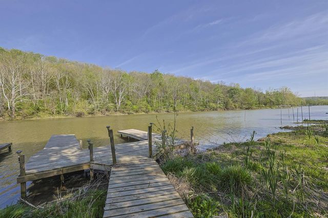 287 Locust Creek, Foster, KY 41043