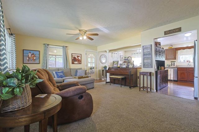 287 Locust Creek, Foster, KY 41043
