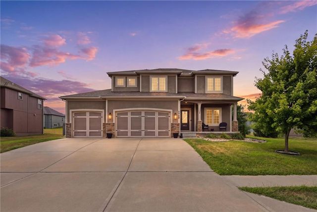 1729 Cambridge Circle, Kearney, MO 64060
