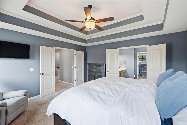 1729 Cambridge Circle, Kearney, MO 64060