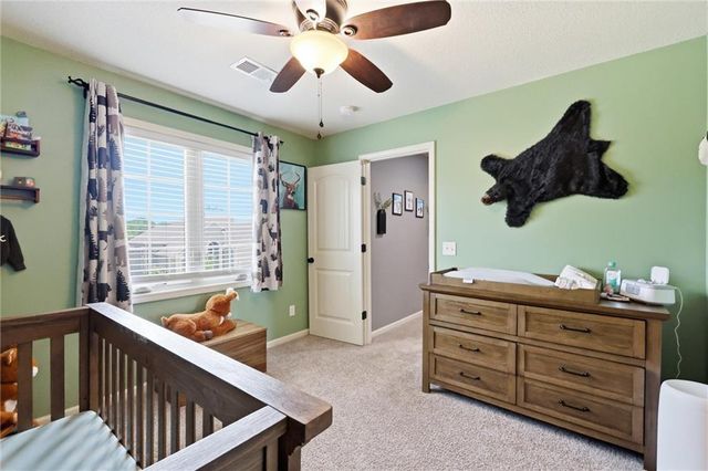 1729 Cambridge Circle, Kearney, MO 64060