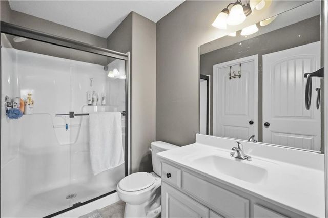 1729 Cambridge Circle, Kearney, MO 64060