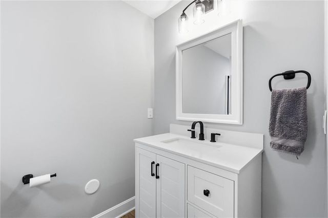 1729 Cambridge Circle, Kearney, MO 64060