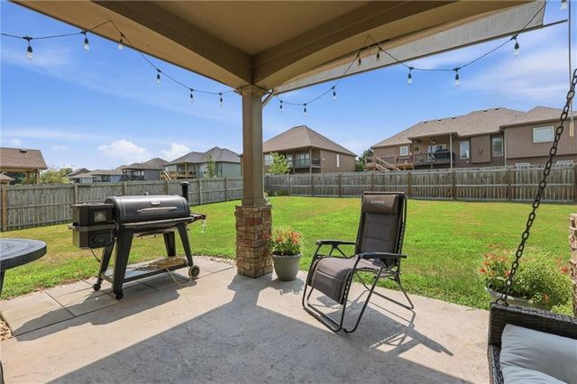 1729 Cambridge Circle, Kearney, MO 64060