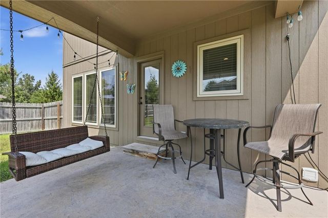 1729 Cambridge Circle, Kearney, MO 64060