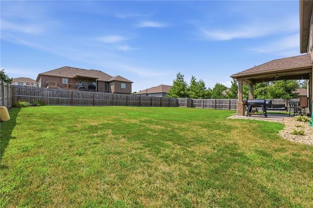 1729 Cambridge Circle, Kearney, MO 64060