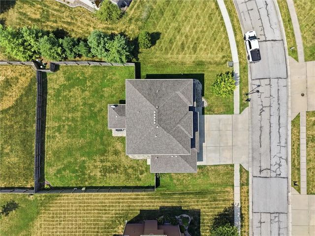 1729 Cambridge Circle, Kearney, MO 64060