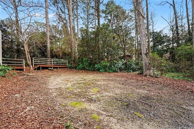 2060 Lost Forest SW Lane, Conyers, GA 30094