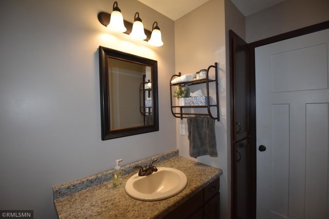 17661 Tyler Street NW, Elk River, MN 55330