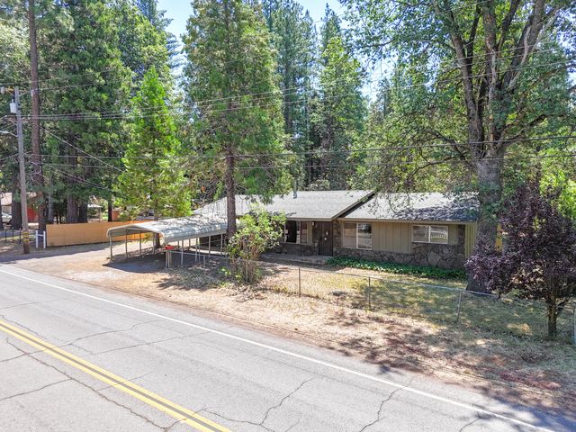 37347 Cypress Avenue, Burney, CA 96013