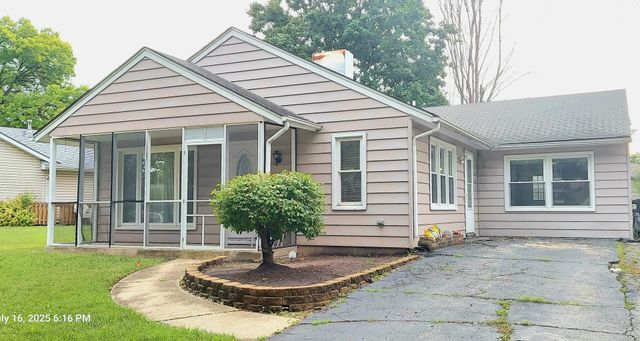 70 Eastfield Road, Montgomery, IL 60538