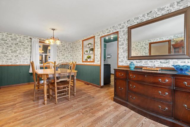 8417 200th AVENUE, Bristol, WI 53104