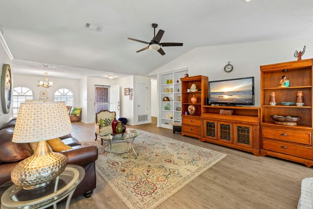 8875 Cagle Drive, Navarre, FL 32566