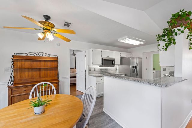 8875 Cagle Drive, Navarre, FL 32566