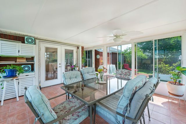 8875 Cagle Drive, Navarre, FL 32566