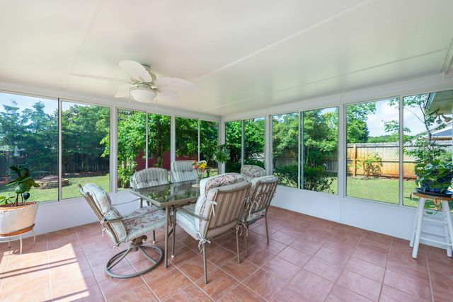 8875 Cagle Drive, Navarre, FL 32566