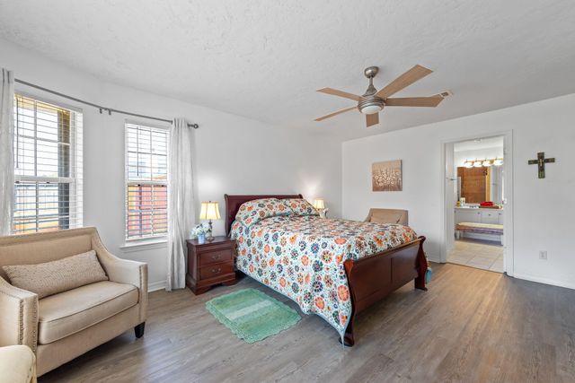 8875 Cagle Drive, Navarre, FL 32566