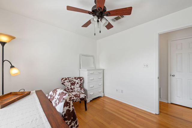 8875 Cagle Drive, Navarre, FL 32566