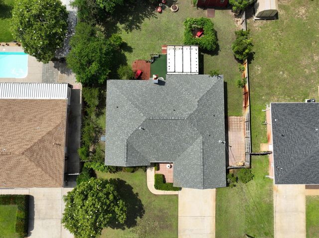 8875 Cagle Drive, Navarre, FL 32566