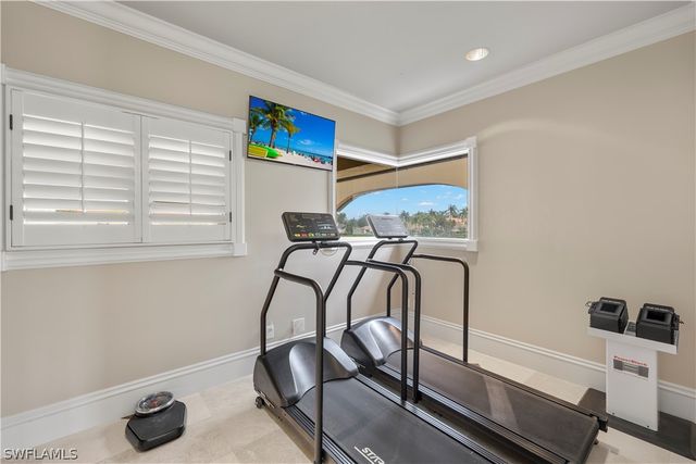 7264 Tilden LN, Naples, FL 34108