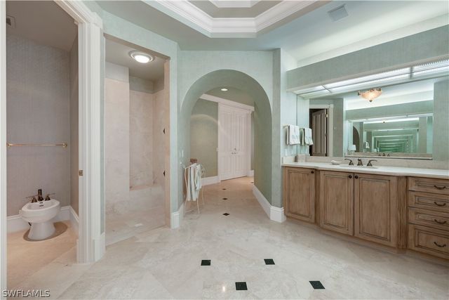 7264 Tilden LN, Naples, FL 34108