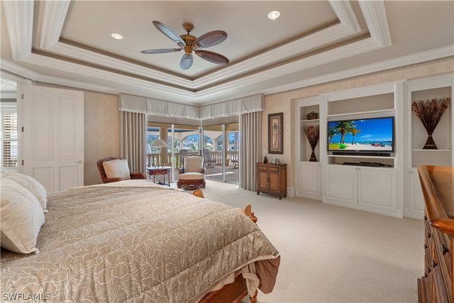 7264 Tilden LN, Naples, FL 34108