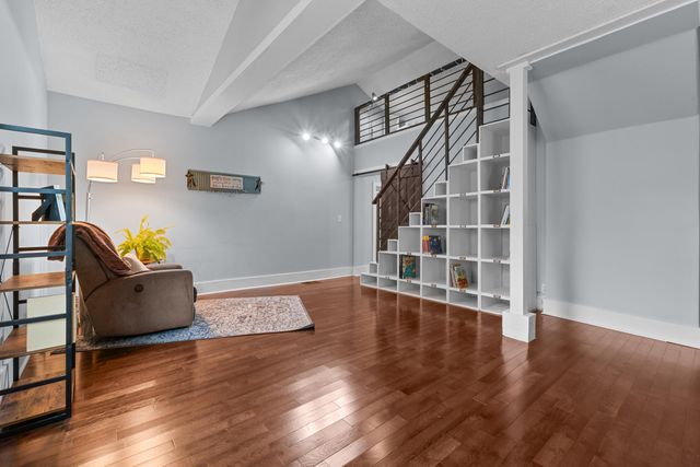 106 E Sharp Street, Hillsdale City, MI 49242