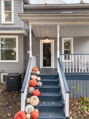 106 E Sharp Street, Hillsdale City, MI 49242