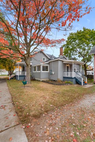 106 E Sharp Street, Hillsdale City, MI 49242