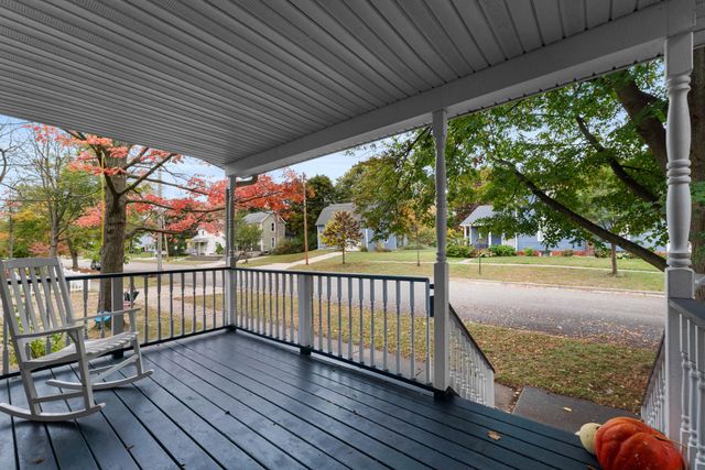 106 E Sharp Street, Hillsdale City, MI 49242