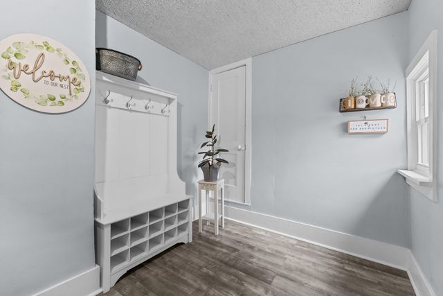 106 E Sharp Street, Hillsdale City, MI 49242