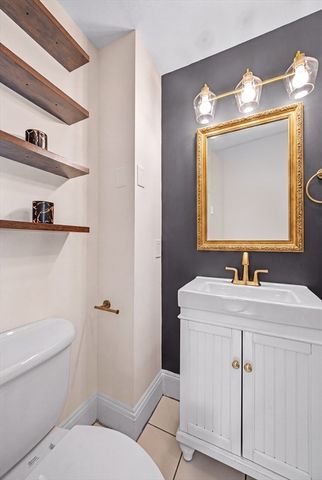 28 Columbus Ave 4, Beverly, MA 01915