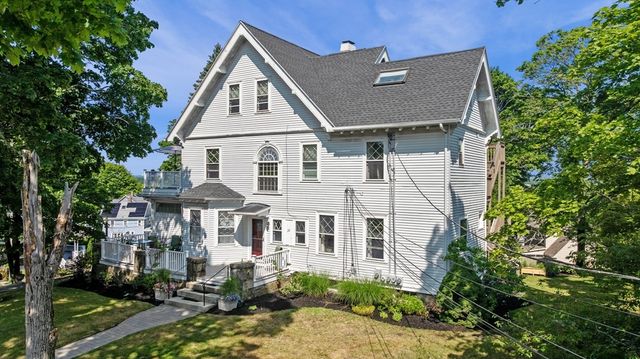 28 Columbus Ave 4, Beverly, MA 01915