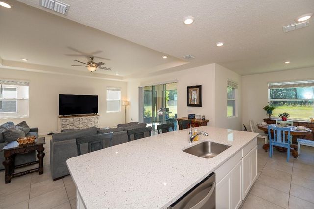 3115 CANOPY OAK BLVD, Wildwood, FL 34785