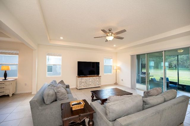 3115 CANOPY OAK BLVD, Wildwood, FL 34785