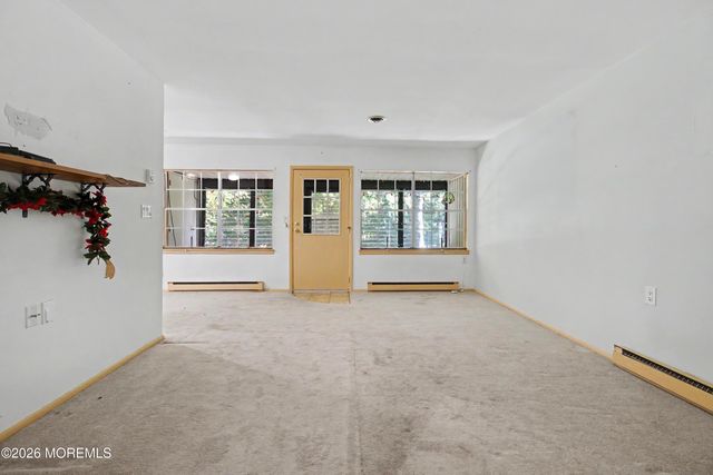 22C Yorkshire Court, Manchester, NJ 08759