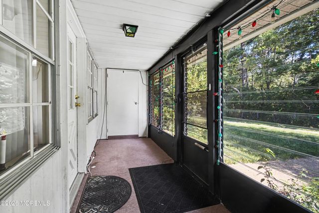 22C Yorkshire Court, Manchester, NJ 08759