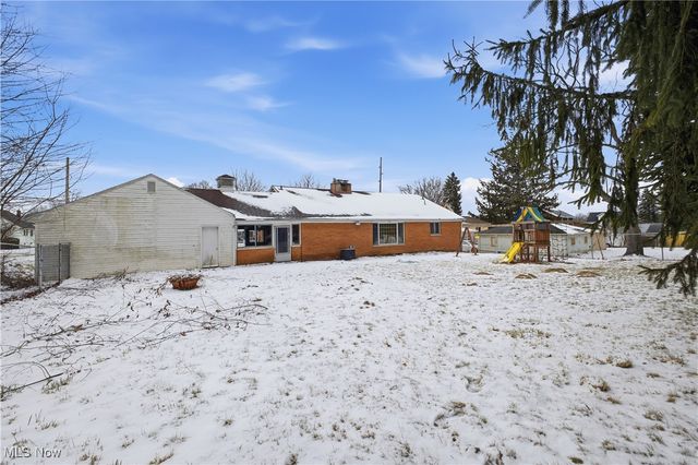 3323 Shirley Road, Youngstown, OH 44502