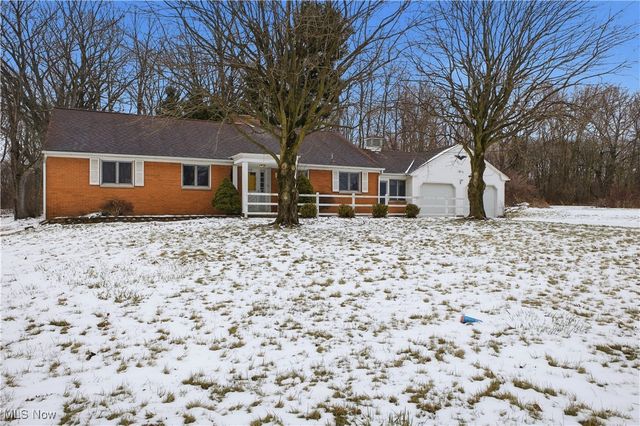 3323 Shirley Road, Youngstown, OH 44502