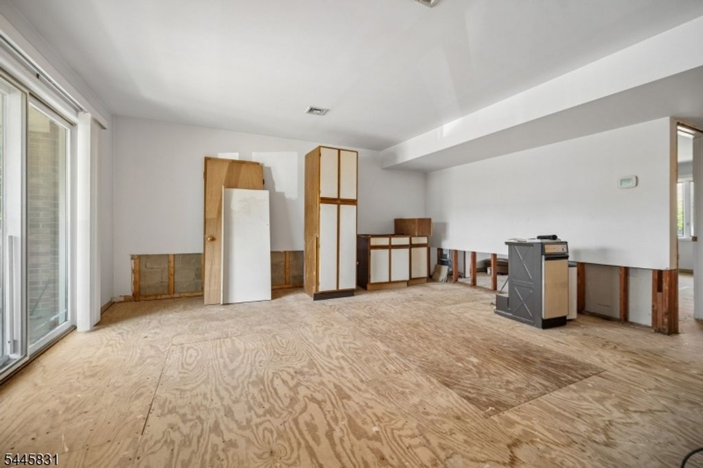 245 Main St Unit 2A 2A, Millburn Twp., NJ 07041 — photo 4