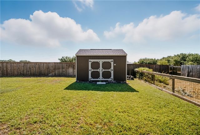 1209 Schell Dr, Corpus Christi, TX 78418