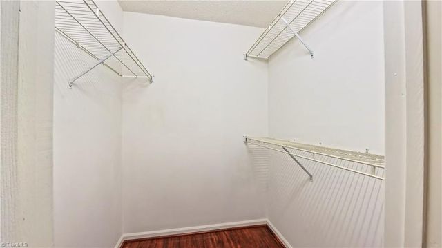 2225 Fosterdale West Lane, Kernersville, NC 27284