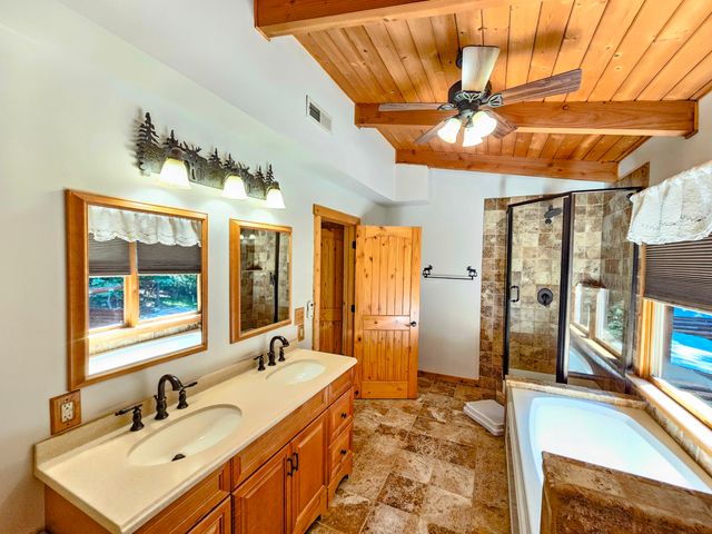 634 Zimmerman RD, Blue Ridge, VA 24064